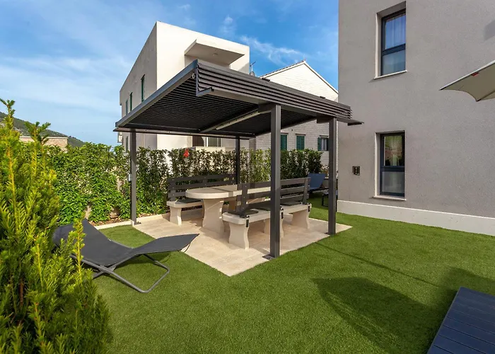 Grey House *