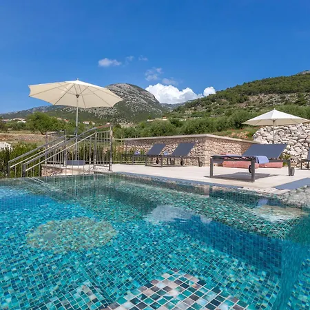 Apartment Grey House *