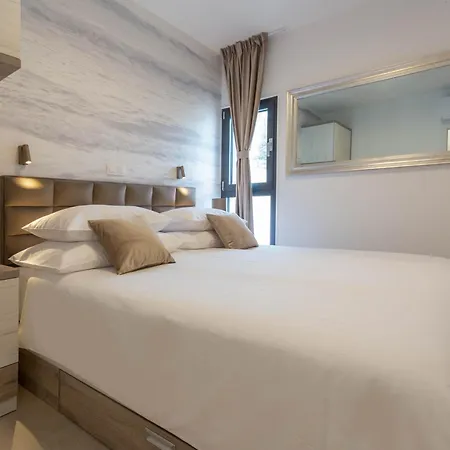 Grey House Apartment